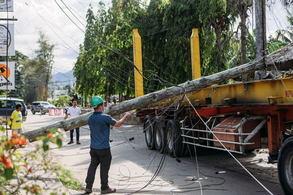 Semi Truck Accident Attorney discussing case