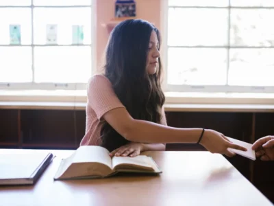 Scholarships for high school juniors