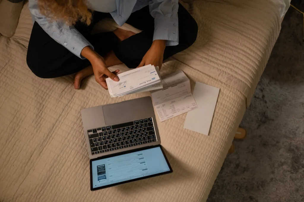Checking account interest concept